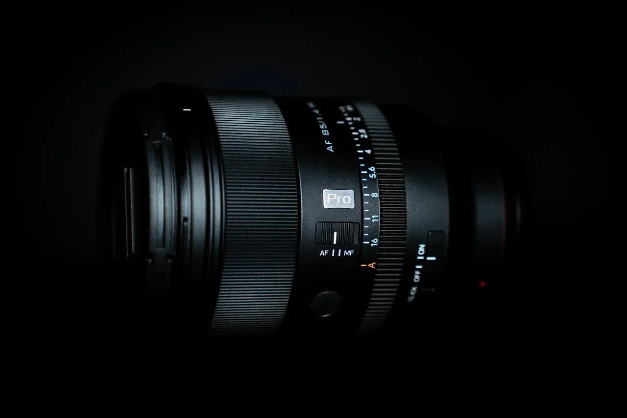 The Secret to Cinematic Boudoir with Viltrox 85mm/f1.4